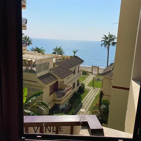 Super Holday Lubina Sol Beachfront Apartment Mijas