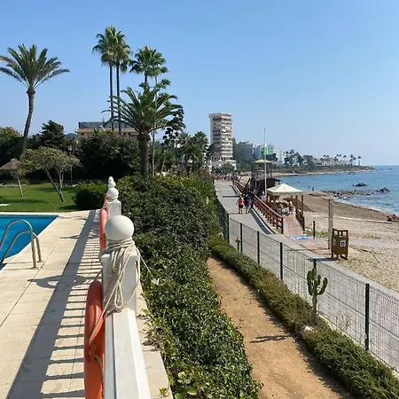 Super Holday Lubina Sol Beachfront Apartment *