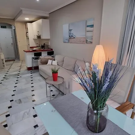 Super Holday Lubina Sol Beachfront Apartment *