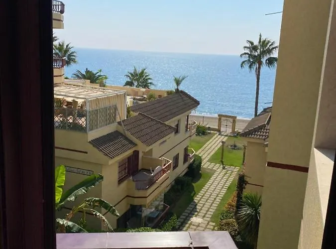 Super Lubina Sol Beachfront Apartamento Mijas